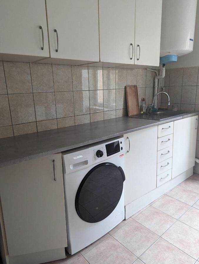 Le Thannois - Appartement 2 Chambres, Salon, Cuisine Equipee, Parking Et Wifi Gratuit Mulhouse Exterior photo